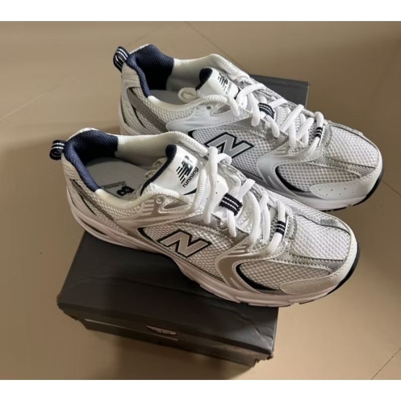 New Balance Sepatu Olahraga Lari Putih