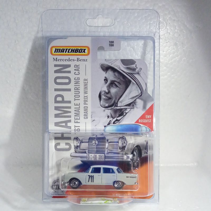 MATCHBOX '62 MERCEDES-BENZ 220 SE SEDAN