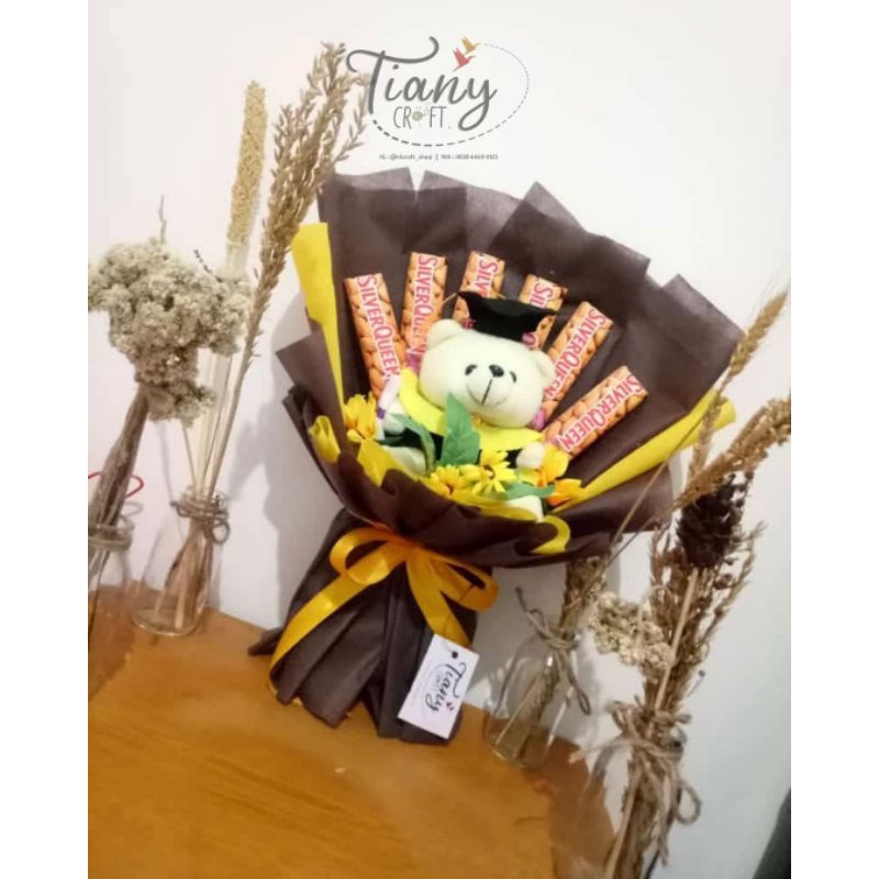 

BUCKET COKLAT/BUCKET BONEKA/BUCKET WISUDA/BUCKET ULANG TAHUN/BUCKET HADIAH