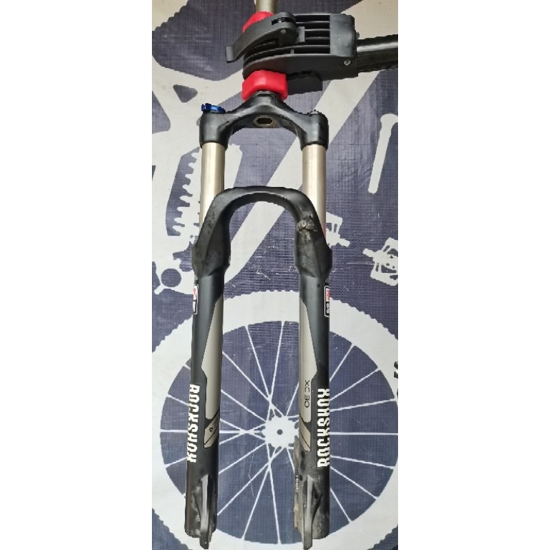 fork rockshock xc30 27,5 travel 120 bekas normal