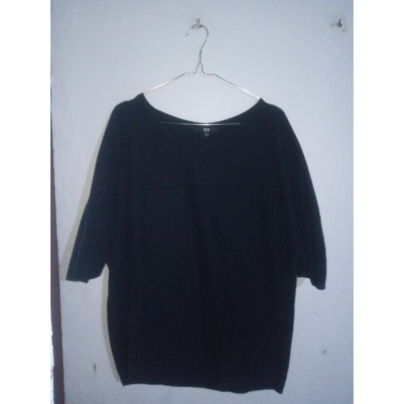 Preloved Atasan Uniqlo Original
