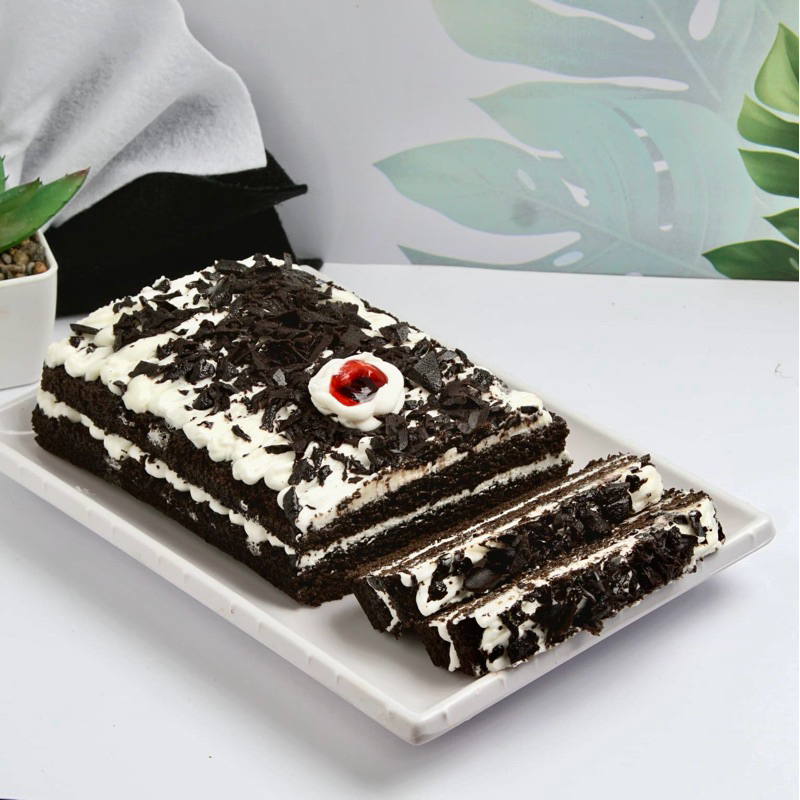 

Loaf Cake Black Forest ( 20 x 10 )