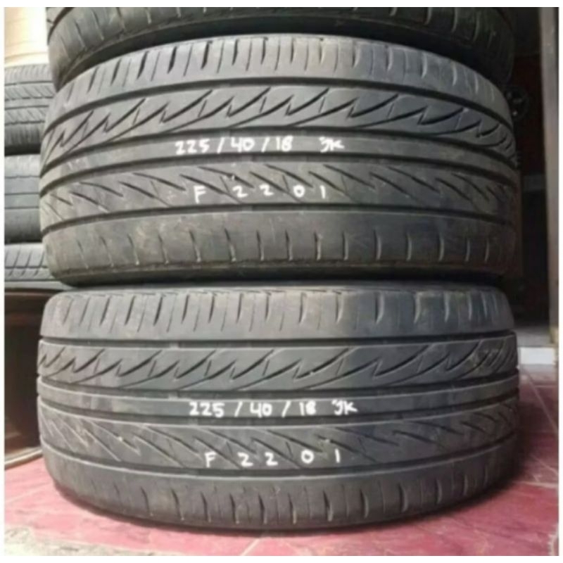 Ban mobil second / bekas copotan ukuran 225/40 ring 18 merek bridgestone