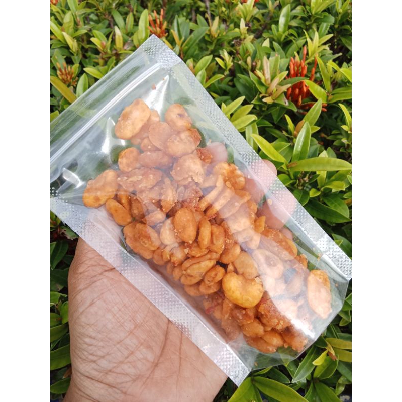 

CEMILAN KACANG KORO PEDAS MANIS