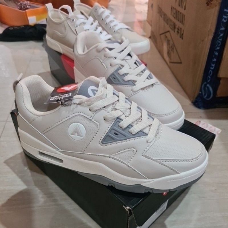 AIRWALK AGRA KREM SZ 37