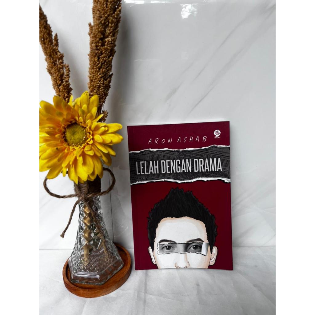 Buku Lelah Dengan Drama Aron Ashab - Preloved Original