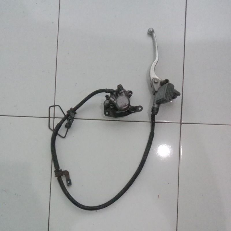 master rem set kaliper pala babi set selang rem depan ori original Honda beat fi old beat 110 scoopy