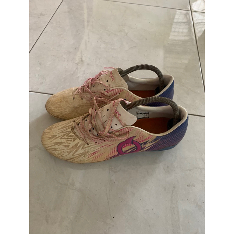 sepatu bola ortus catalyst legion