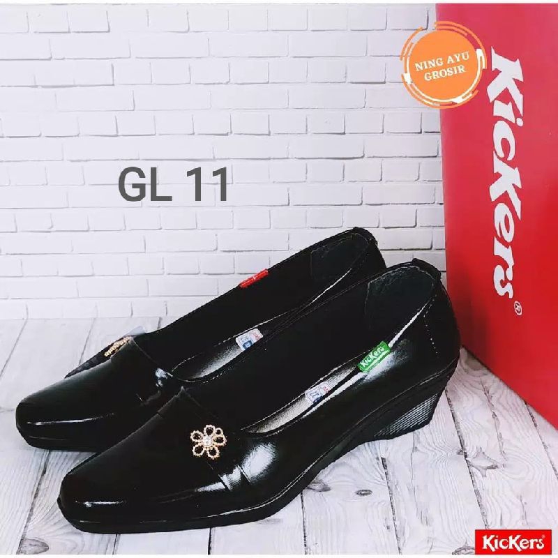 Kickers Sepatu Kerja Pantofel Wanita