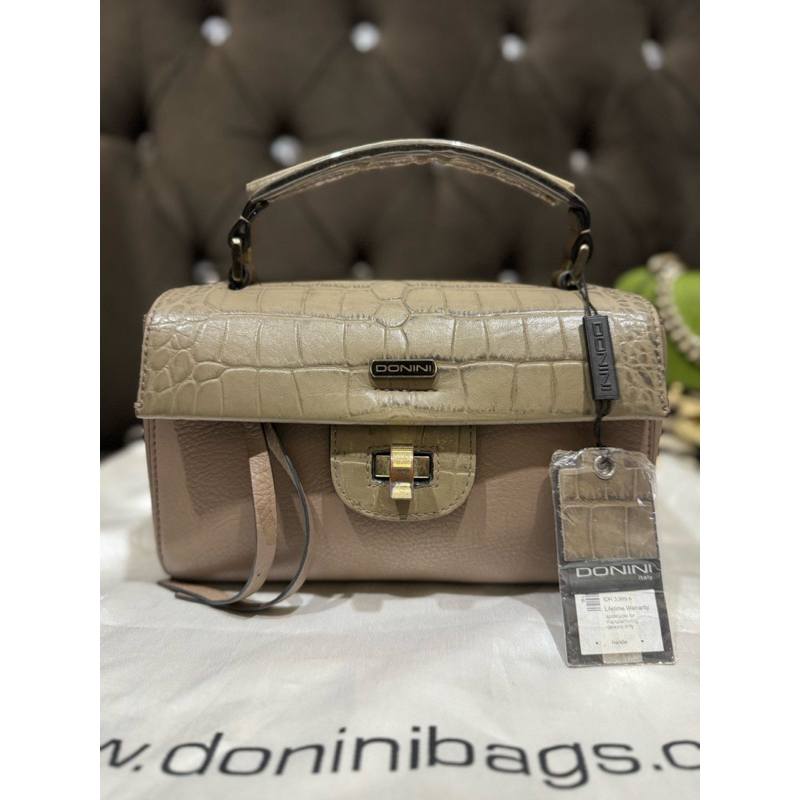 tas donini vigo croco masih kokoh
