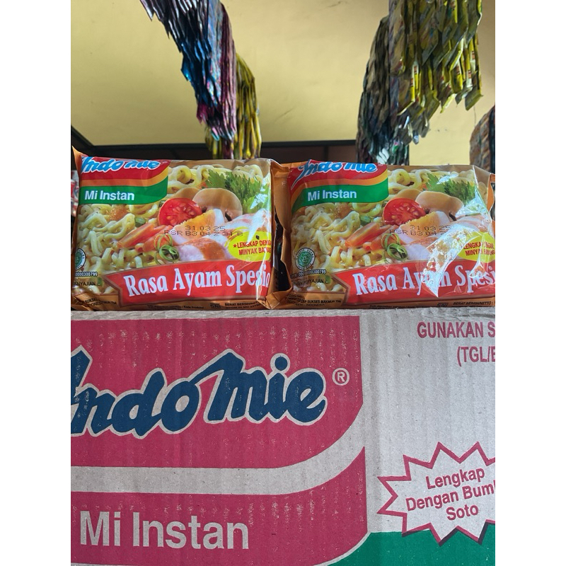 

Indomie Mi Instan rasa Ayam spesial