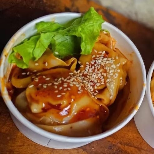 

Wonton / Pangsit Basah Chili Oil