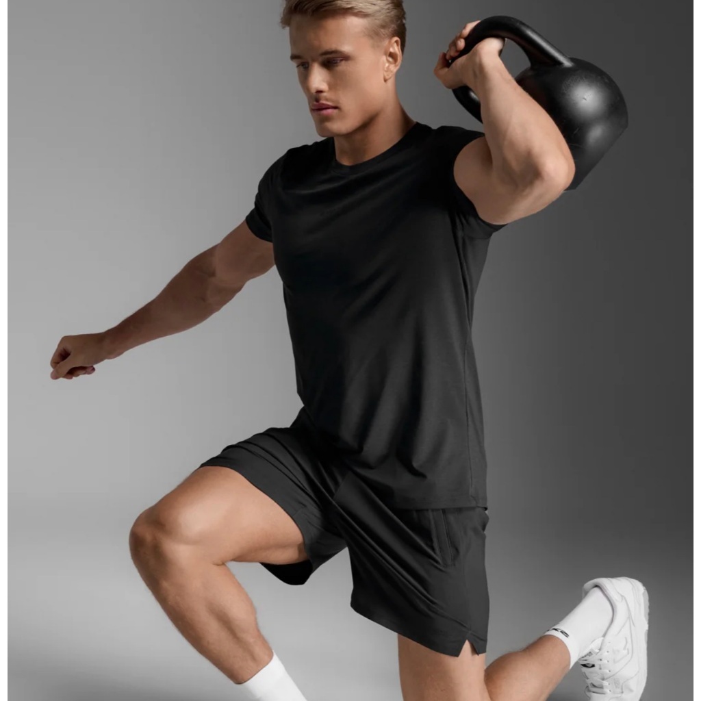 2XU MOTION TEE KAOS 2XU Original 2XU MEN MOTION SHORT SLEEVE TEE