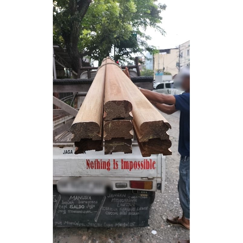 Pegangan & Induk Tangga Kayu Mahoni, Meranti, Cengal, Damar Laut Grade A Kualitas Export.