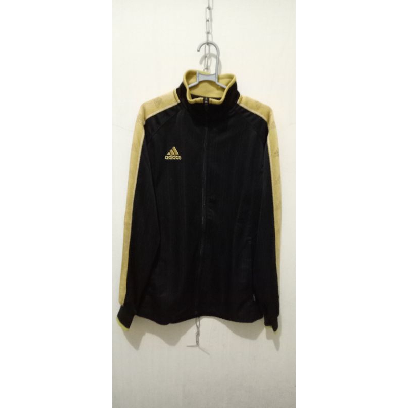 Adidas tracktop hitam list kuning