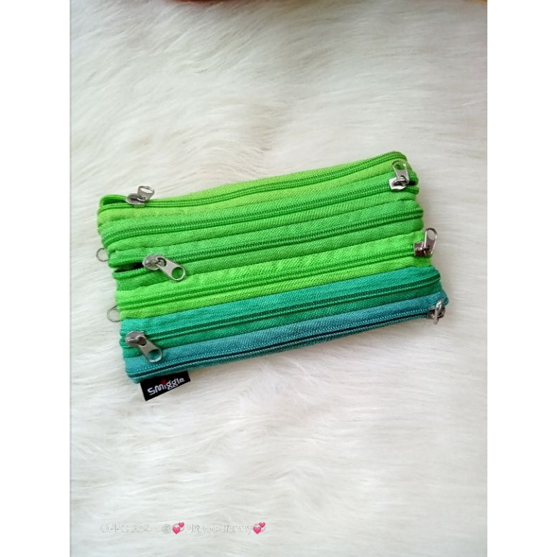 

Tempat Pensil Boneka