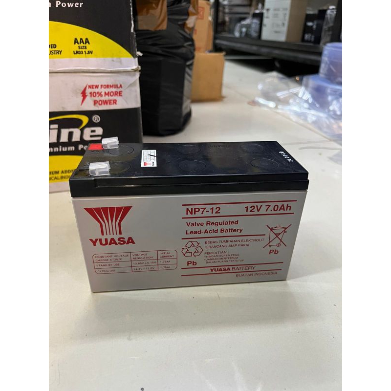

Lead Acid Battery Aki Yuasa 12V 7.0Ah