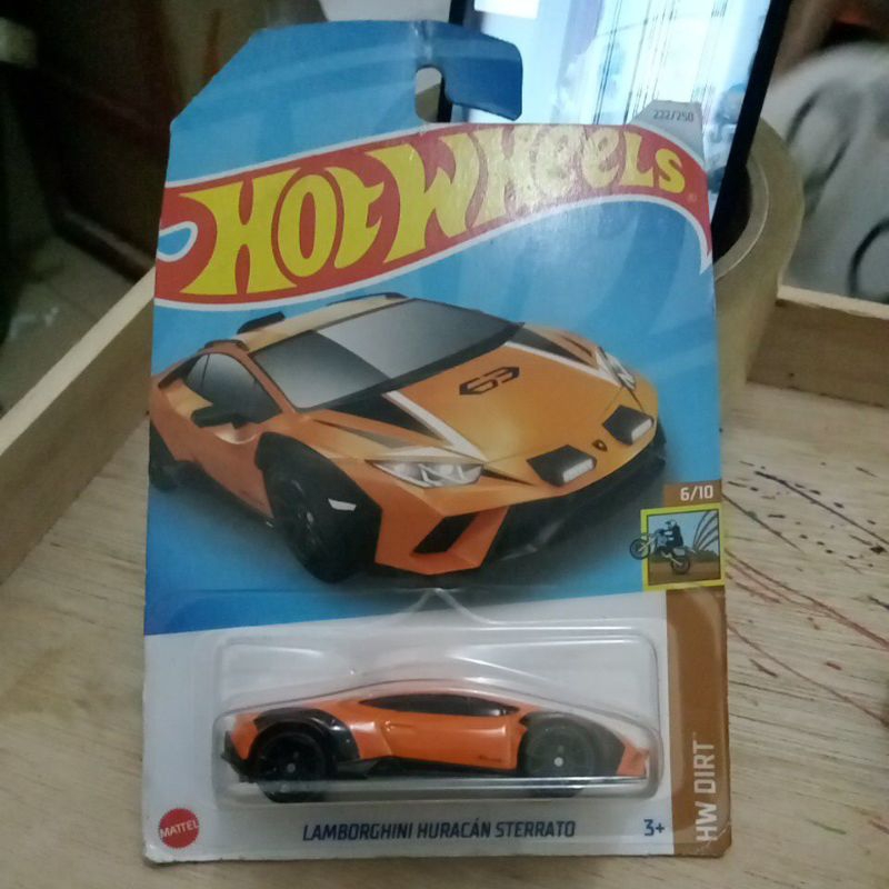 Lamborghini Huracan Sterrato