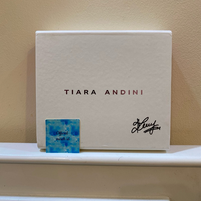 Tiara Andini boxset cd album signed bertanda tangan photocard janji setia merasa indah super diva