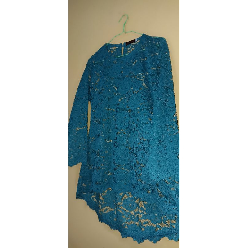 luaran/outer brokat biru tosca tua preloved