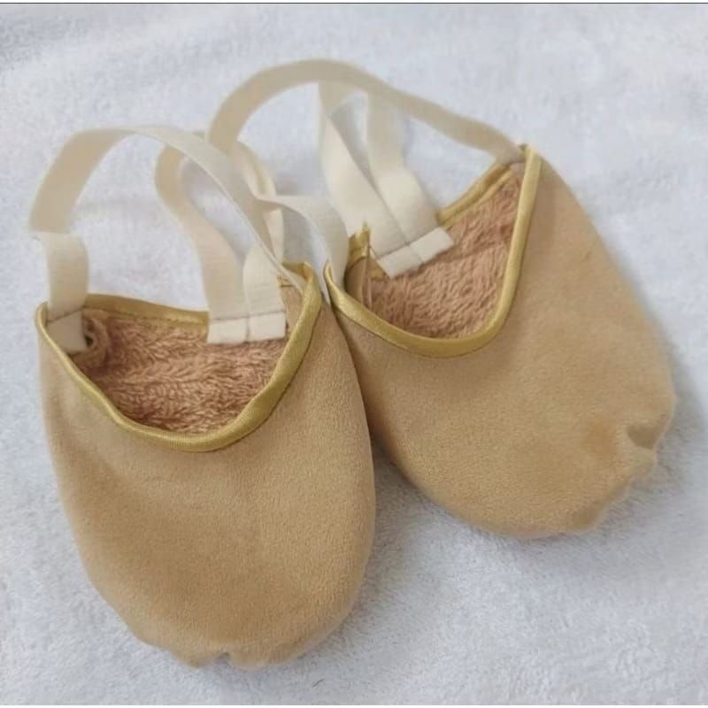 Sepatu Senam Ritmik/rhythmic gymnastics half shoes