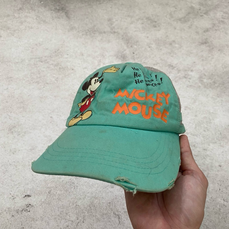 VINTAGE DISNEY TRUCKER CAP