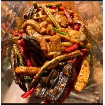 

Seblak Kerupuk Campur / Seblak Mix Pedas Daun Jeruk Isi Basreng / Seblak Jaat / Makaroni / Pedo / Cimol Kemasan 250 Gram / 500 Gram / 1 KG