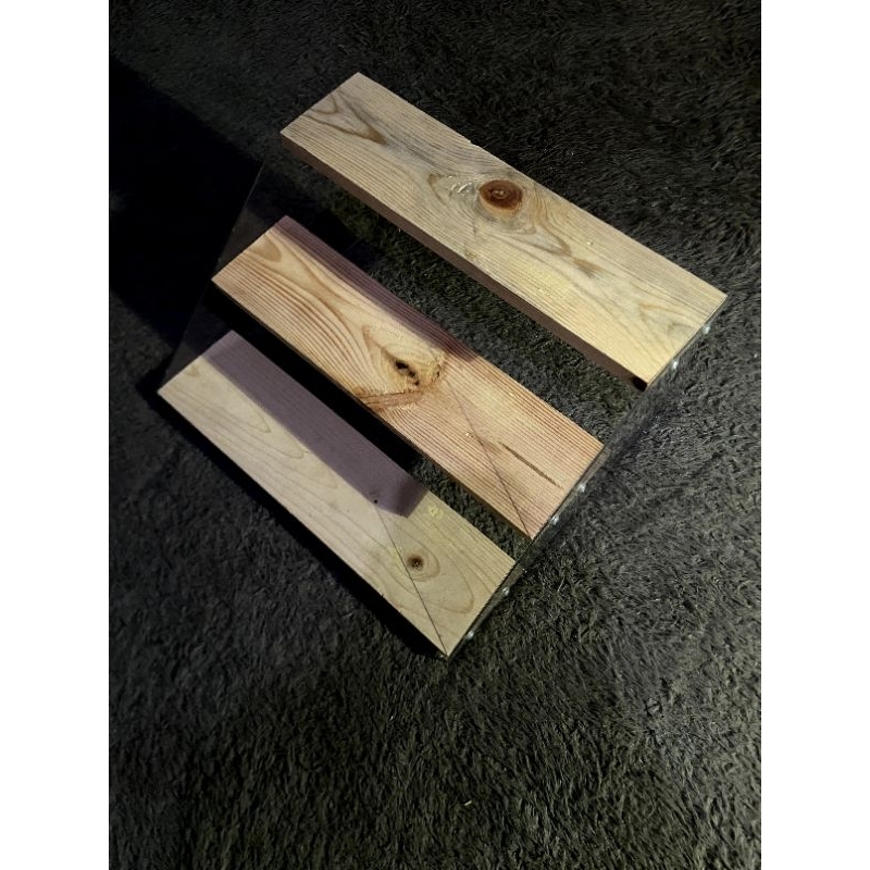 Aesthetic rak / rak kosmetik/ rak kayu display akrilik 3 tier