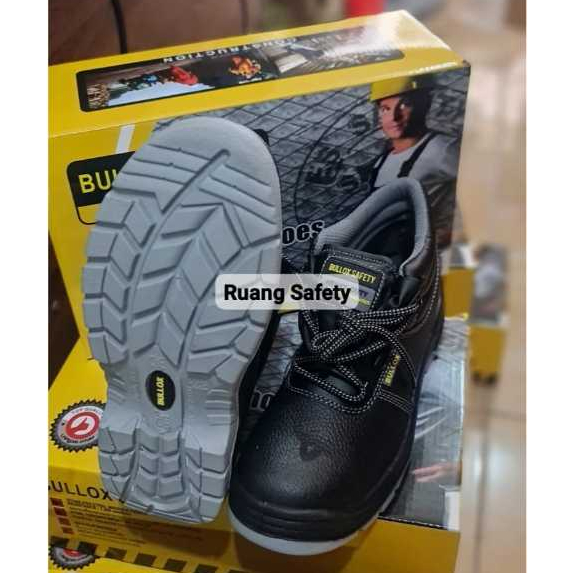BEST SELLER SEPATU SAFETY MIDDLE CUT ANTI SLIP BULLOX