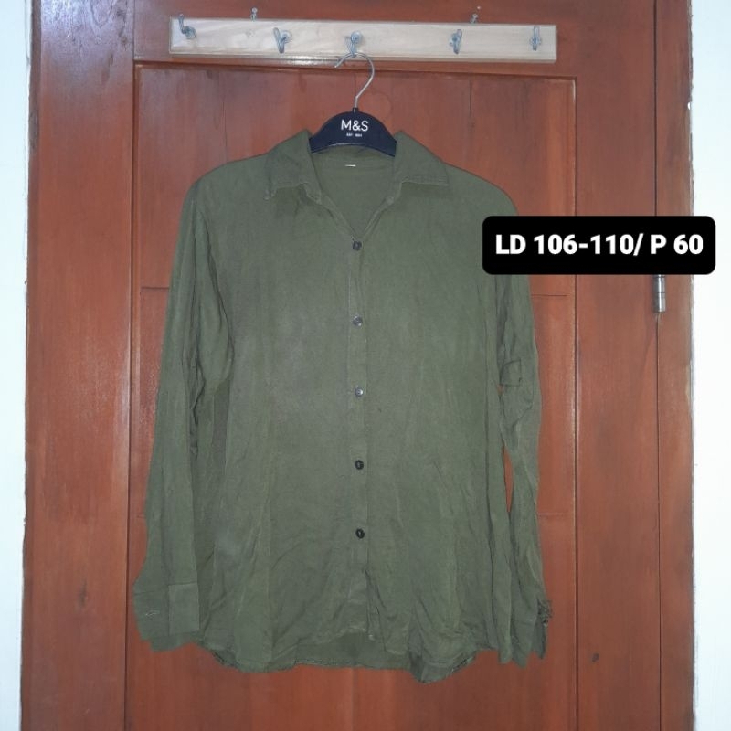preloved kemeja hijau army wanita