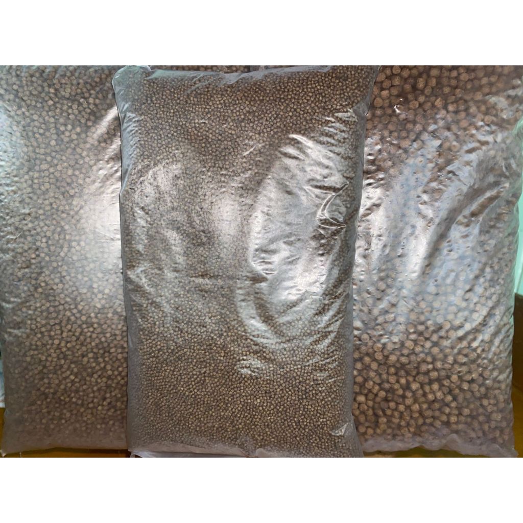 Pakan bibit ikan dan pakan ikan curah murah serta premium pakan untuk ikan lele nila dan lainnya