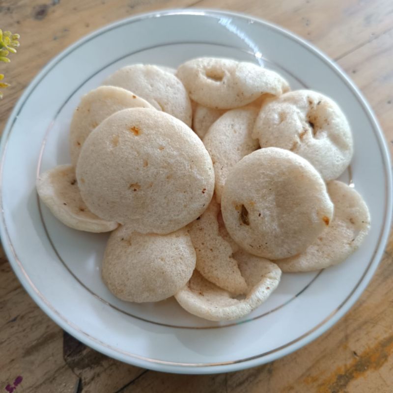

Keripik jinten asin gurih khas bandung