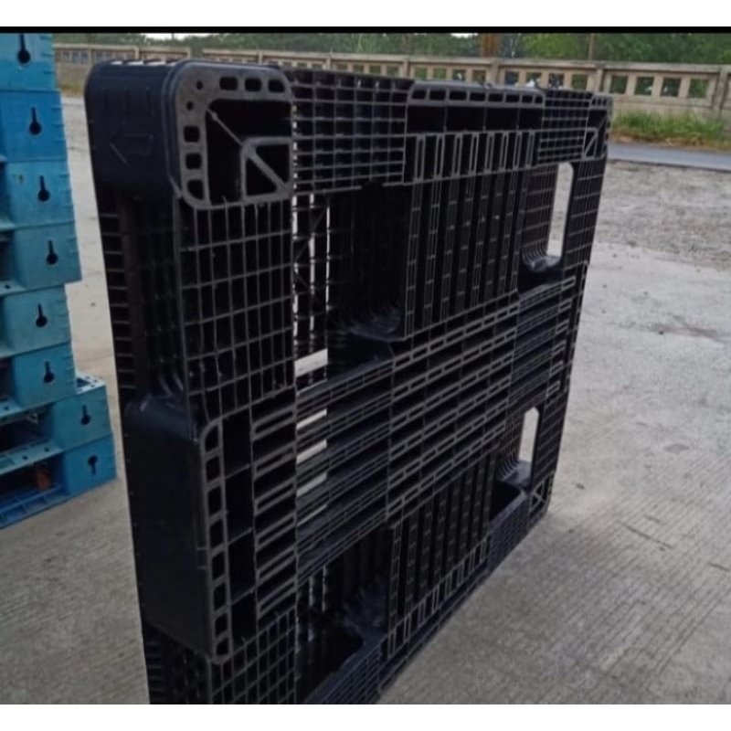 

palet plastik 110x130x12