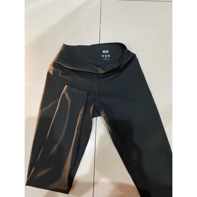 Preloved uniqlo airism sports legging