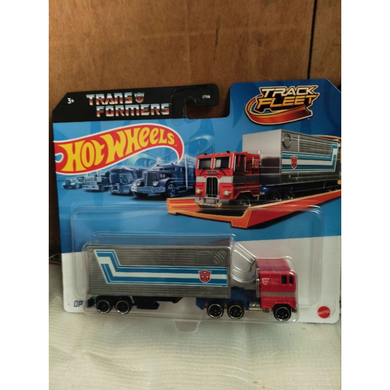 Optimus prime hotwheels