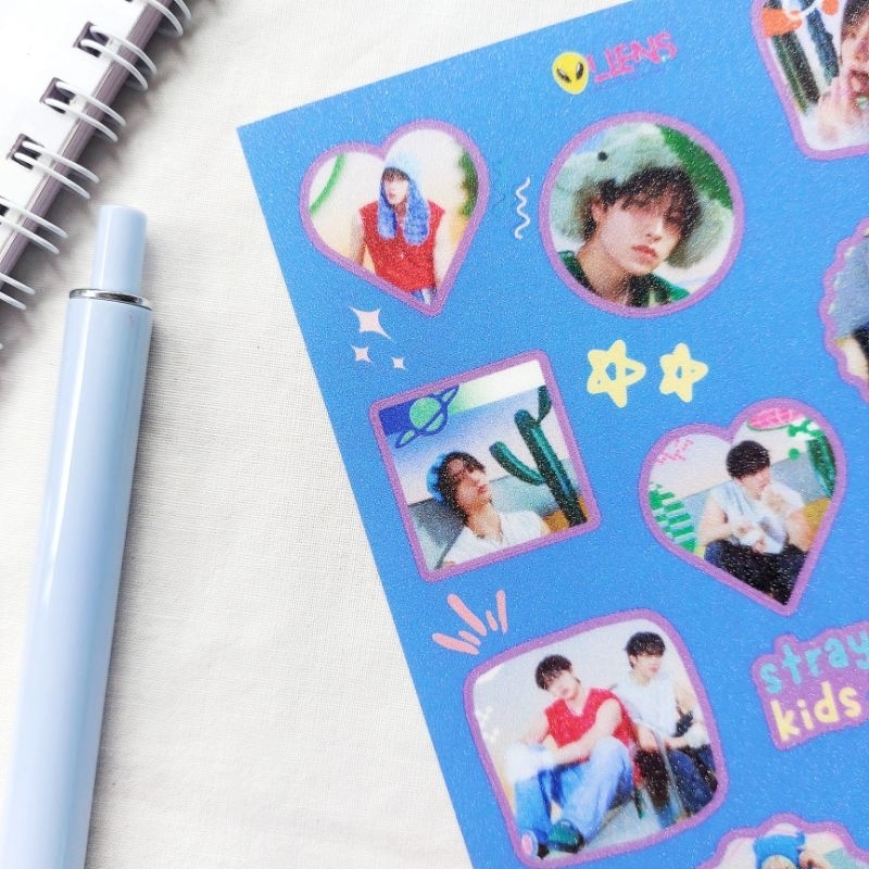 

STRAY KIDS STICKER GLITTER DECORATION A6