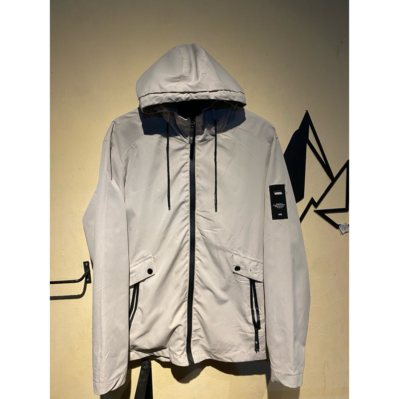 Jaket Outdoor Typhoon