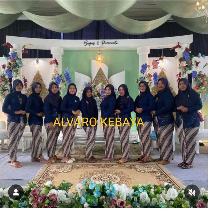Setelan kebaya brokat strait brukat melar kutubaru bali biru navy dongker navi dark blue rok plisket