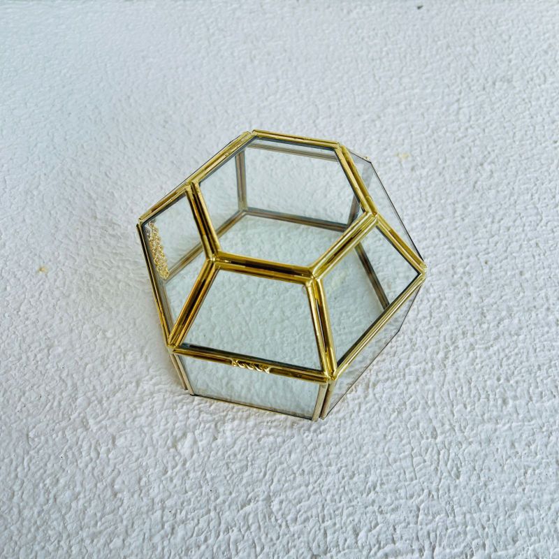 ring box segi 6 / ring box / ring box lamaran / ring box unik / ring box terarium