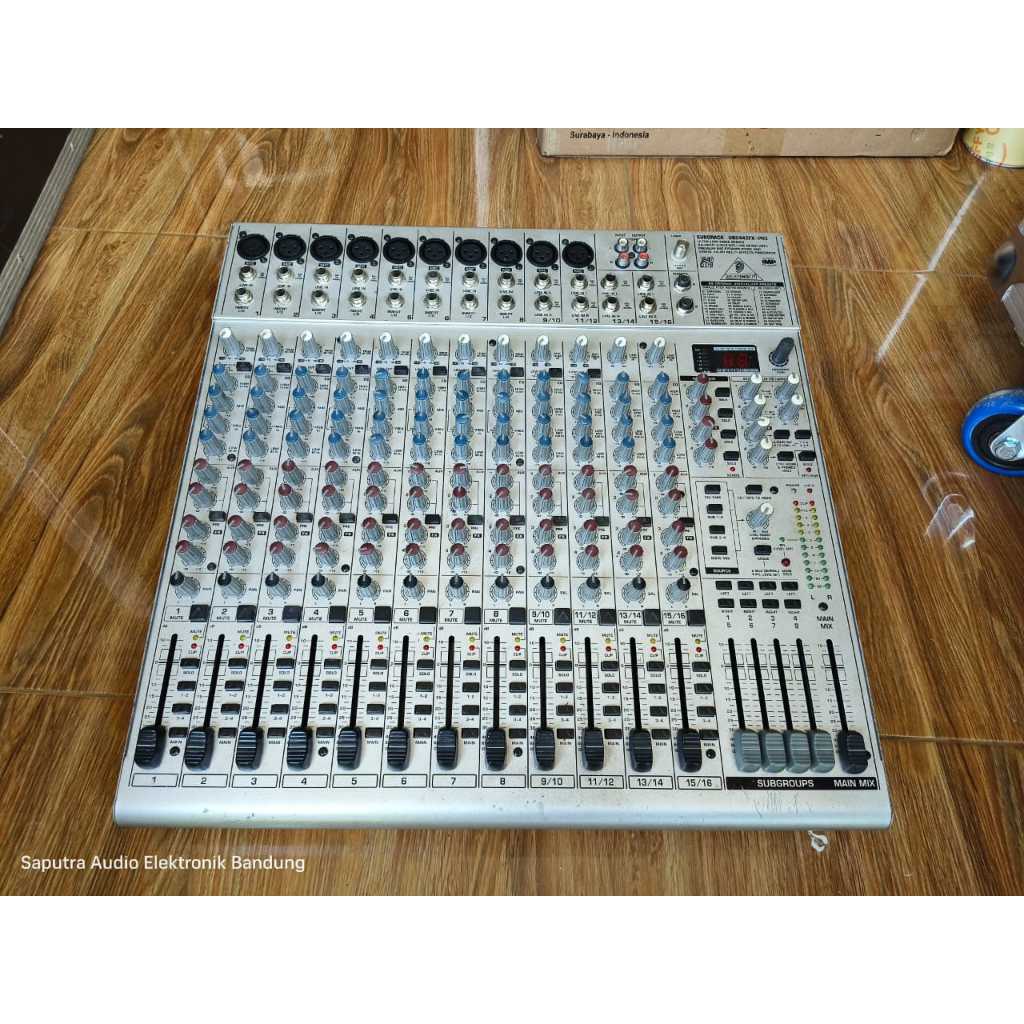 Mixer behringer ub2442fx second original