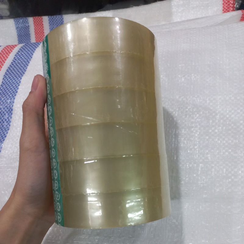 

Isolasi / Selotip 1 inch / 24 mm x 72 Y | Isolasi / Selotip Tanggung / Solasi Tanggung / Isi 6pcs