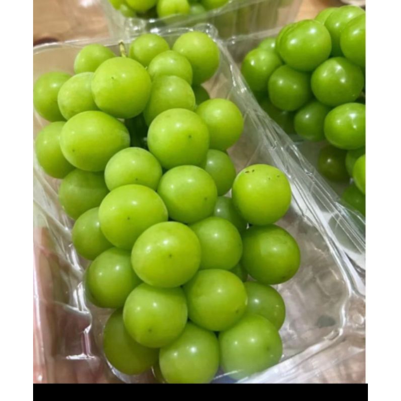 

buah anggur shine muchat non biji 250gr
