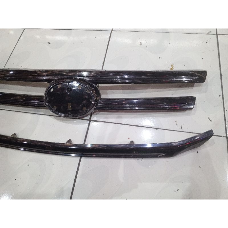 grill rush Terios 2018-2022. grill rush black smoke original