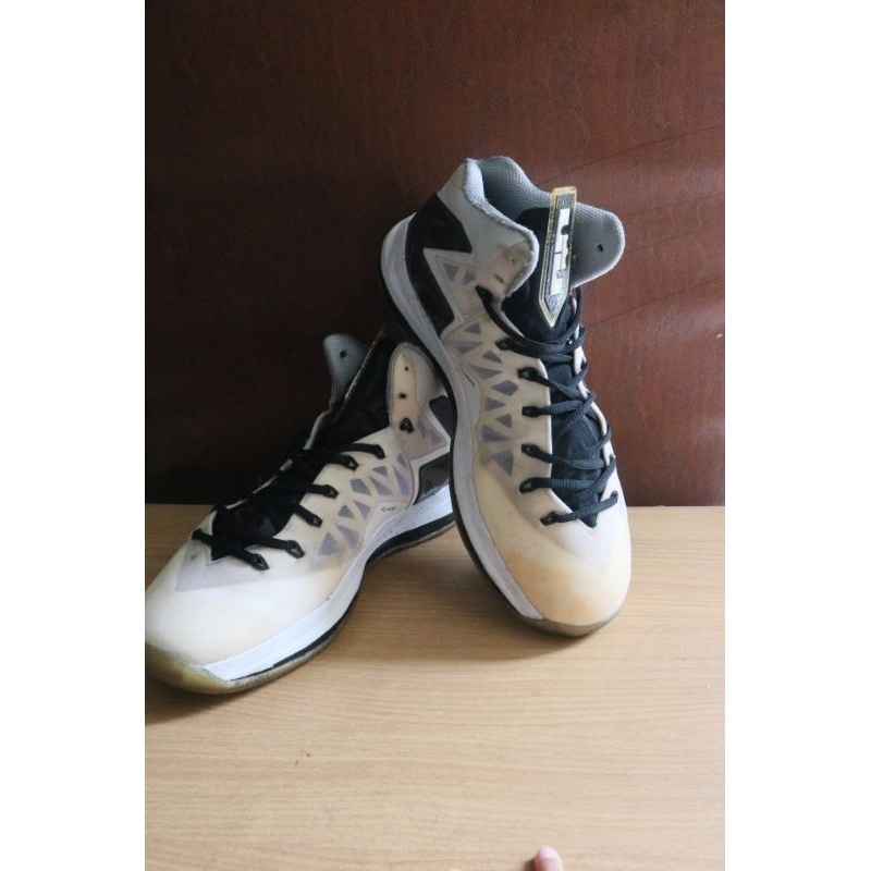 sepatu basket l3bron 10 size 44,5