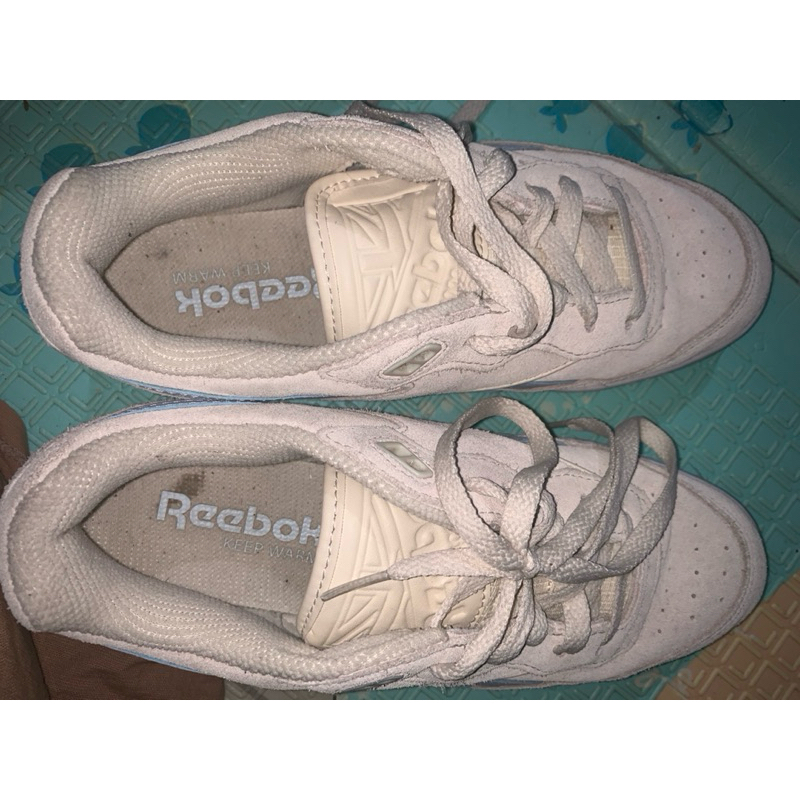 Sepatu second reebok