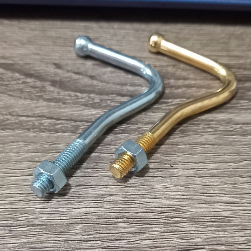 Baut gantungan barang motor