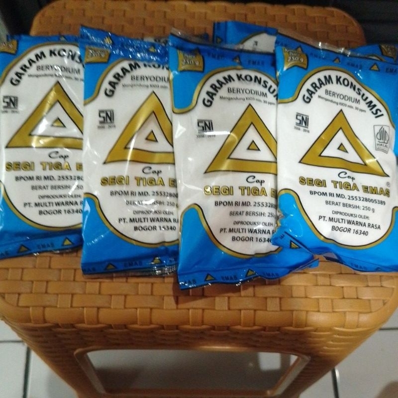 

Garam Segitiga Emas 250g Paket Hemat (4pcs)