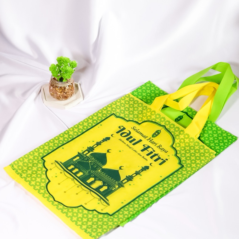

(5 pack = 60 pcs) Goodiebag Lebaran 30x40 Hampers Lebaran