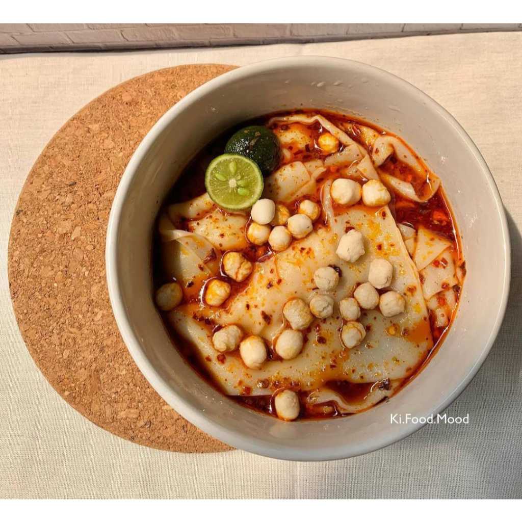 

Pangsit ayam Kuah pedas Frozen