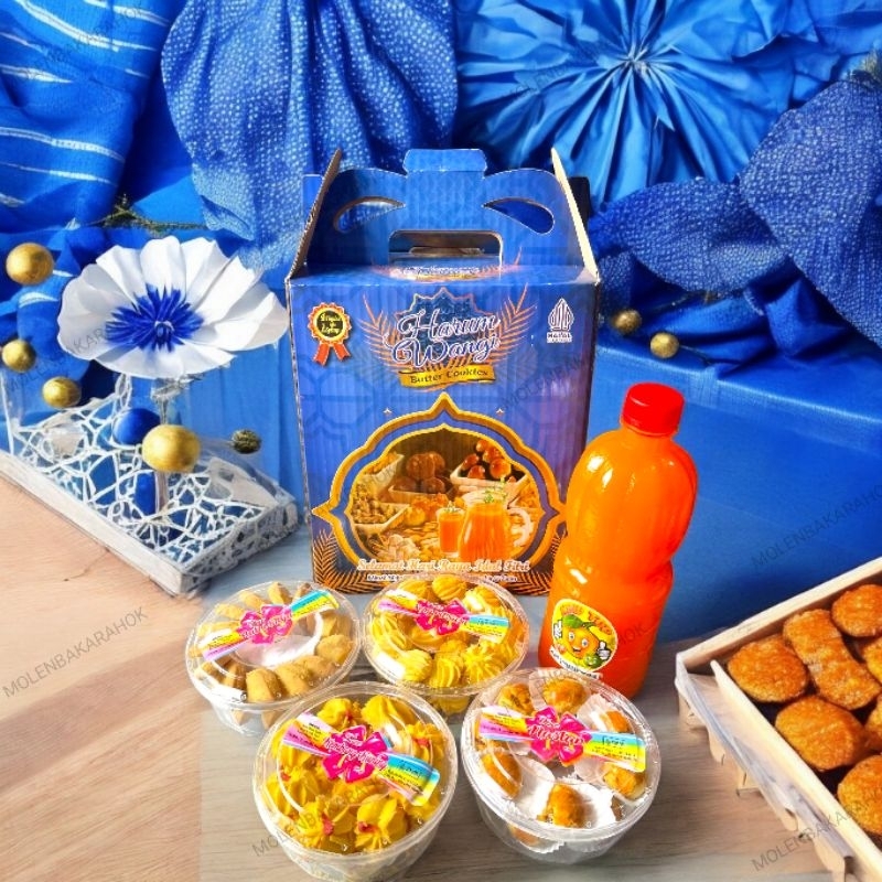 

Parcel Kue Kering Lebaran Harum Wangi Paket Sirup